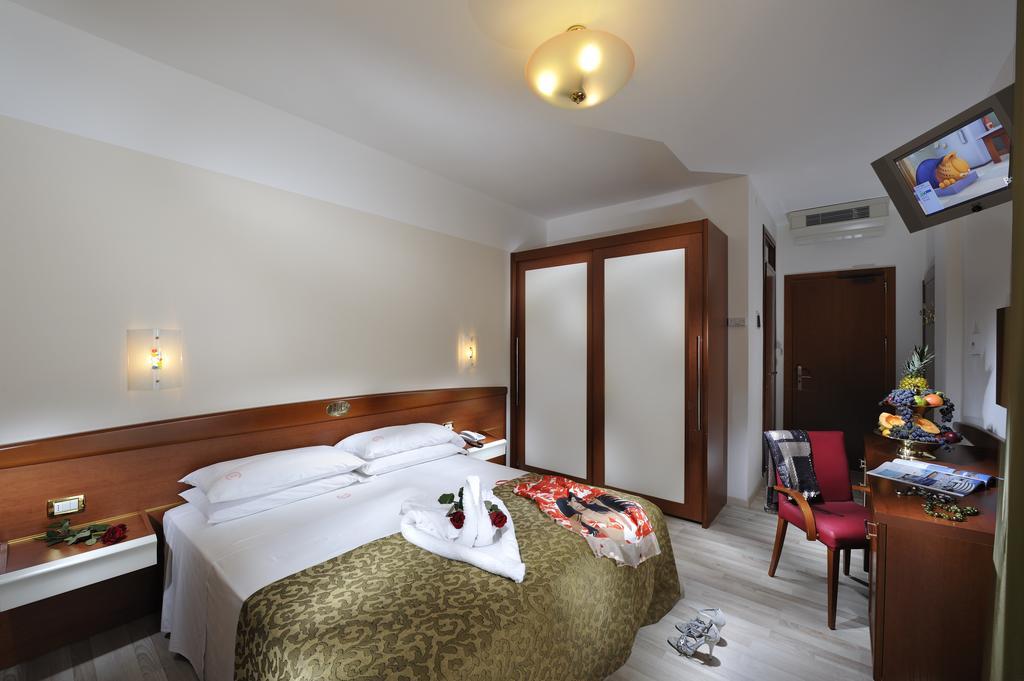 Hotel Eden ビビオーネ 部屋 写真